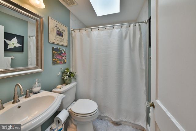 813 RENEL RD, Plymouth Meeting, PA 19462