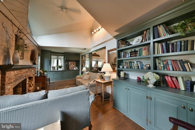 813 RENEL RD, Plymouth Meeting, PA 19462