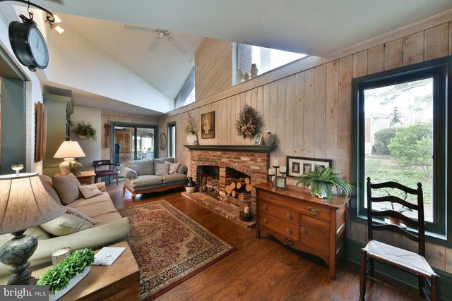 813 RENEL RD, Plymouth Meeting, PA 19462