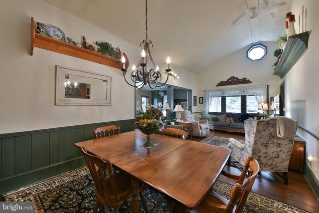 813 RENEL RD, Plymouth Meeting, PA 19462