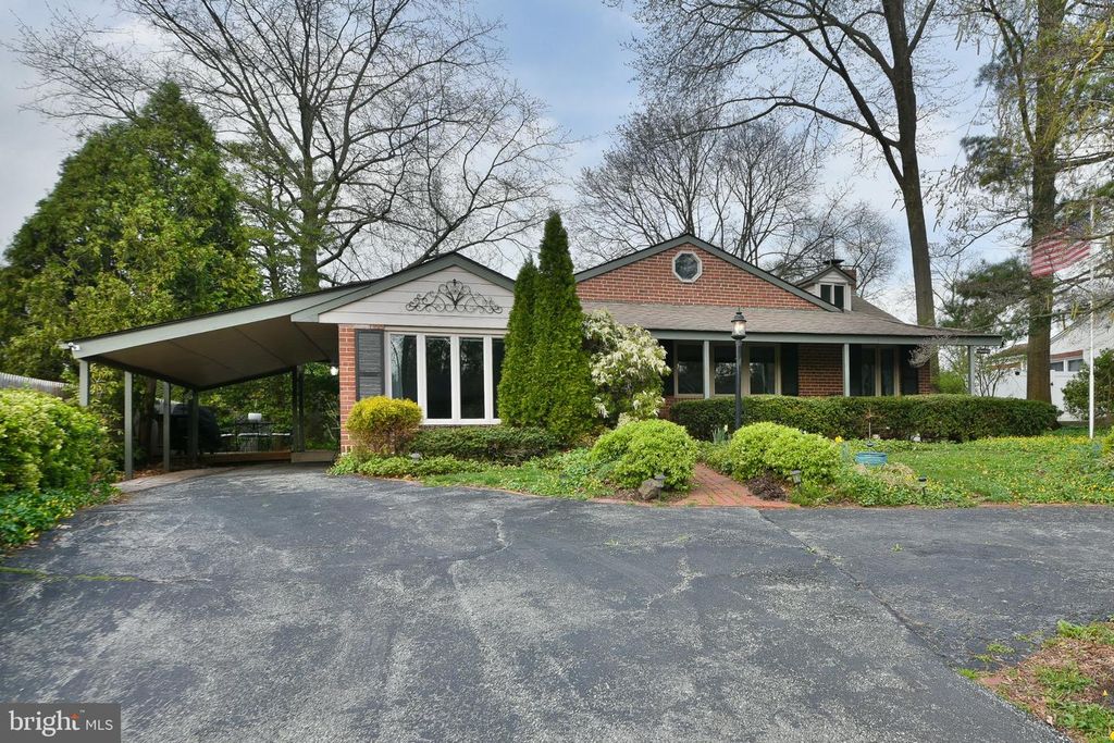 813 RENEL RD, Plymouth Meeting, PA 19462
