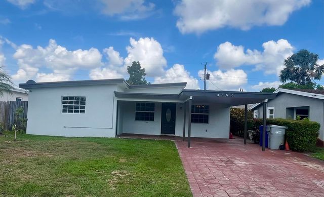 3765 NE 18th Avenue, Pompano Beach, FL 33064
