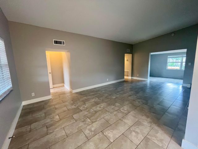 3765 NE 18th Avenue, Pompano Beach, FL 33064