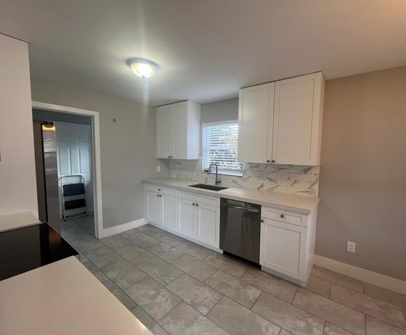 3765 NE 18th Avenue, Pompano Beach, FL 33064