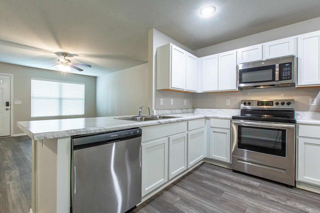 2097 Bentwood Drive, Alexander, AR 72002