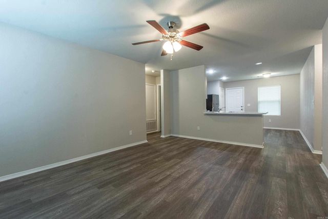 2097 Bentwood Drive, Alexander, AR 72002