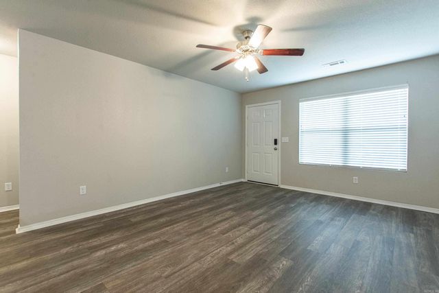 2097 Bentwood Drive, Alexander, AR 72002