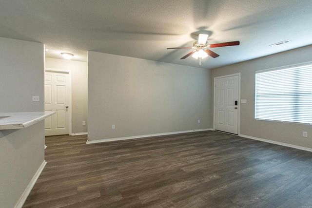 2097 Bentwood Drive, Alexander, AR 72002