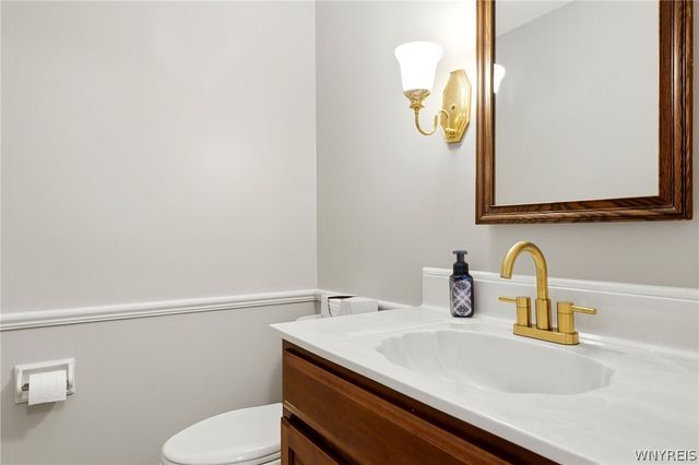 107 Sunrise Terrace, West Seneca, NY 14224