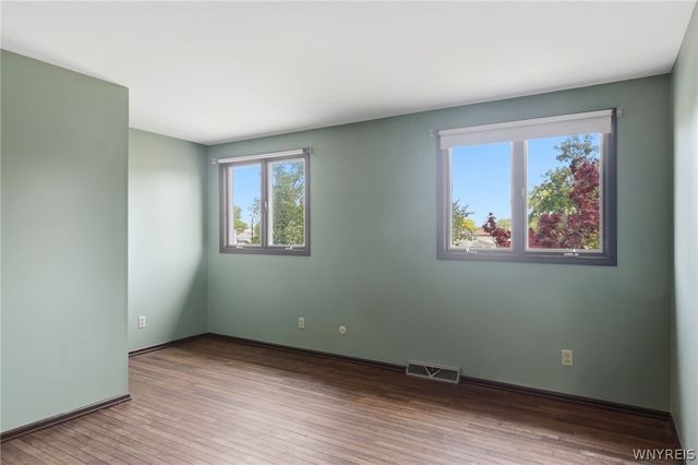 107 Sunrise Terrace, West Seneca, NY 14224