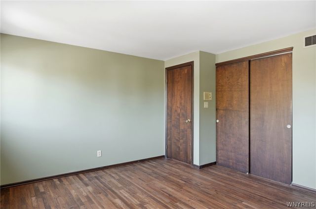 107 Sunrise Terrace, West Seneca, NY 14224
