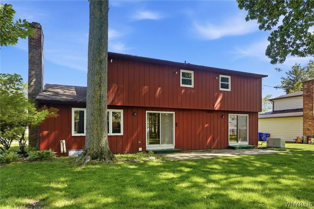 107 Sunrise Terrace, West Seneca, NY 14224