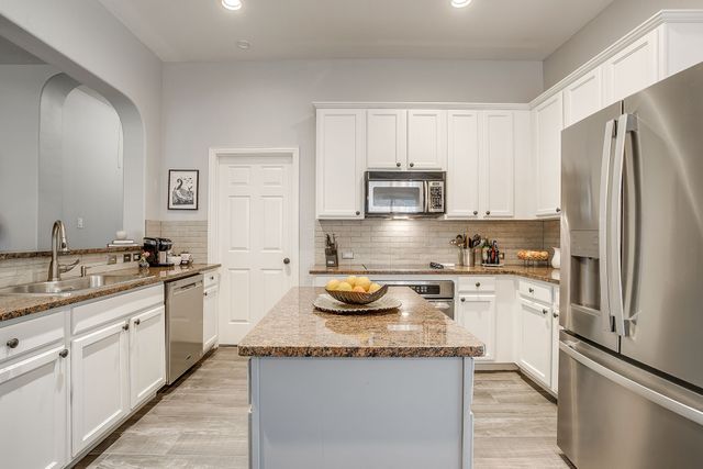 5504 Old Orchard Drive, Fort Worth, TX 76123