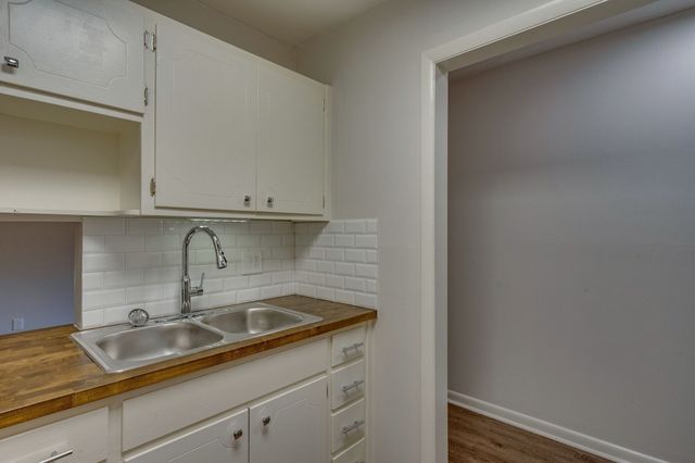 2601 Hillsboro Pike Apt P4, Nashville, TN 37212