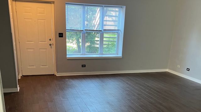 6538 S Kenwood Avenue 1, Chicago, IL 60637