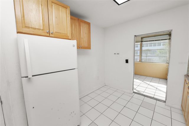 5728 14TH AVENUE N 205B, St Petersburg, FL 33710