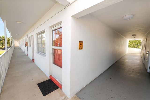 5728 14TH AVENUE N 205B, St Petersburg, FL 33710