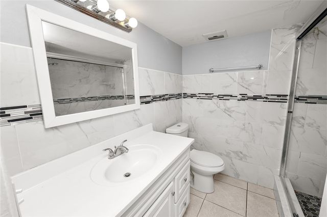 5728 14TH AVENUE N 205B, St Petersburg, FL 33710