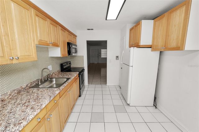 5728 14TH AVENUE N 205B, St Petersburg, FL 33710