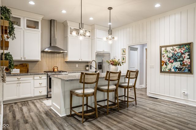 14943 Oak Hollow Lane W, Carmel, IN 46033