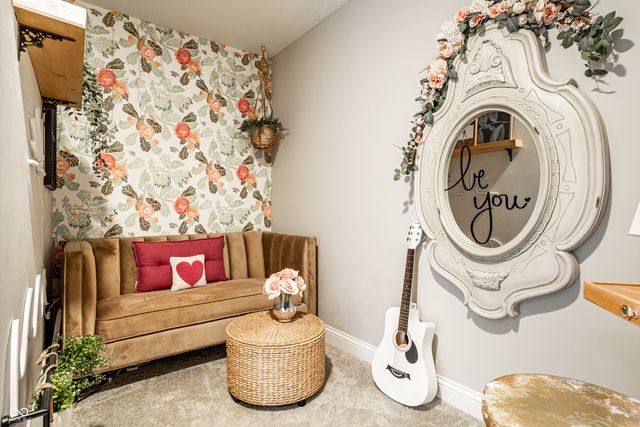 14943 Oak Hollow Lane W, Carmel, IN 46033