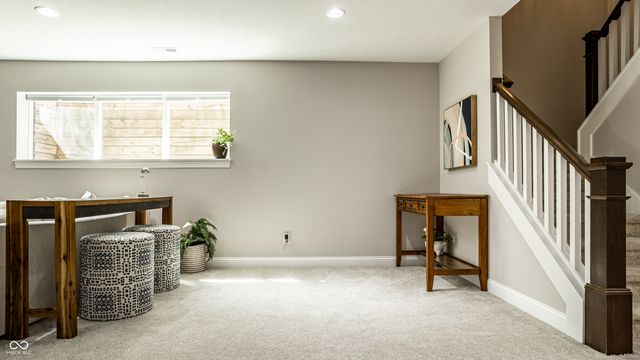 14943 Oak Hollow Lane W, Carmel, IN 46033