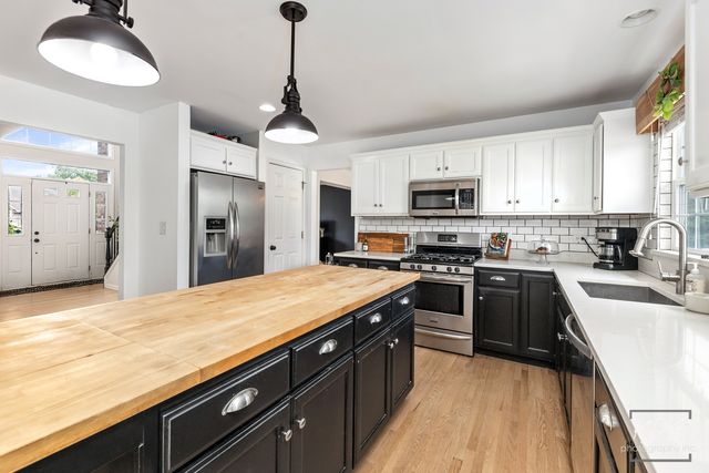 13707 Shriver Court, Plainfield, IL 60544