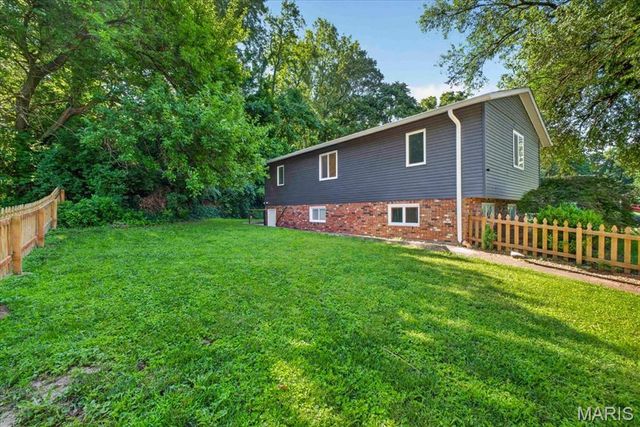 193 Beverly Lane, Collinsville, IL 62234