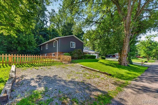 193 Beverly Lane, Collinsville, IL 62234