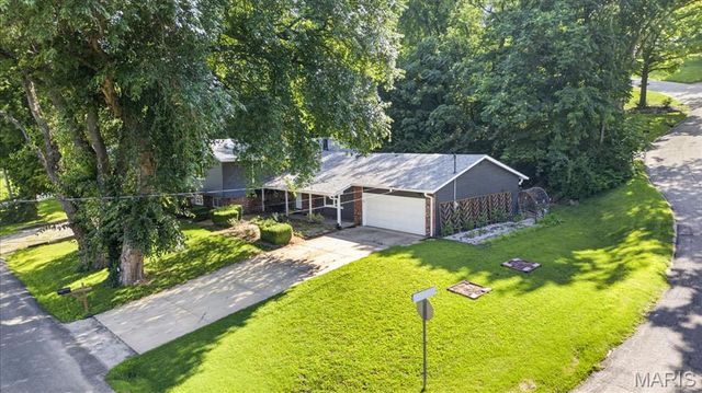193 Beverly Lane, Collinsville, IL 62234