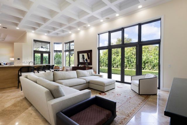 7140 SW 70th Ave, Miami, FL 33143