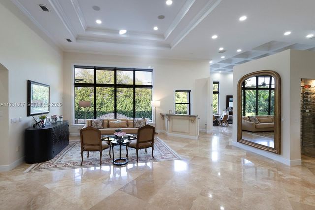 7140 SW 70th Ave, Miami, FL 33143