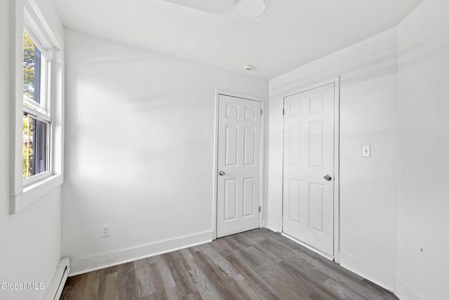 578 Crane Street, Schenectady, NY 12303