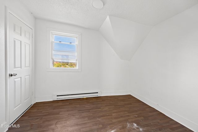 578 Crane Street, Schenectady, NY 12303