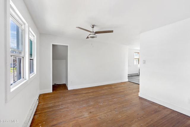 578 Crane Street, Schenectady, NY 12303