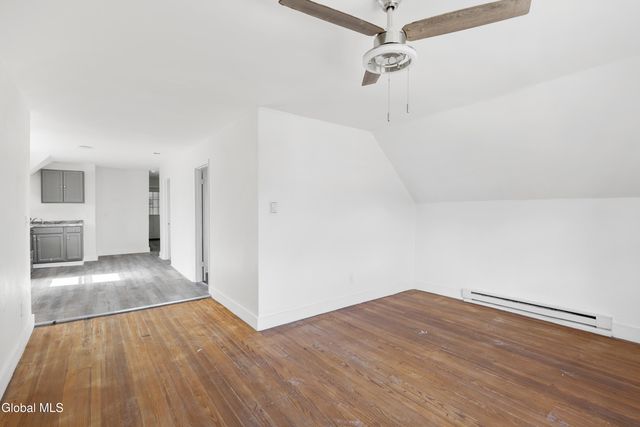 578 Crane Street, Schenectady, NY 12303