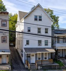 578 Crane Street, Schenectady, NY 12303