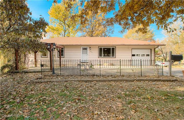 13808 Norby Road, Grandview, MO 64030