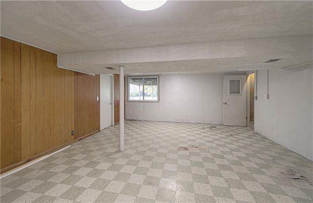 13808 Norby Road, Grandview, MO 64030