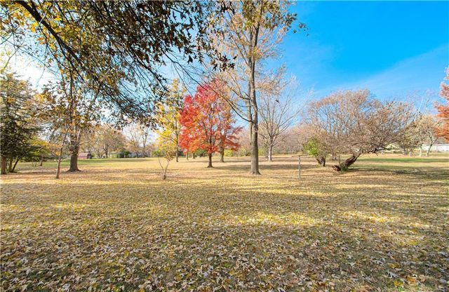 13808 Norby Road, Grandview, MO 64030