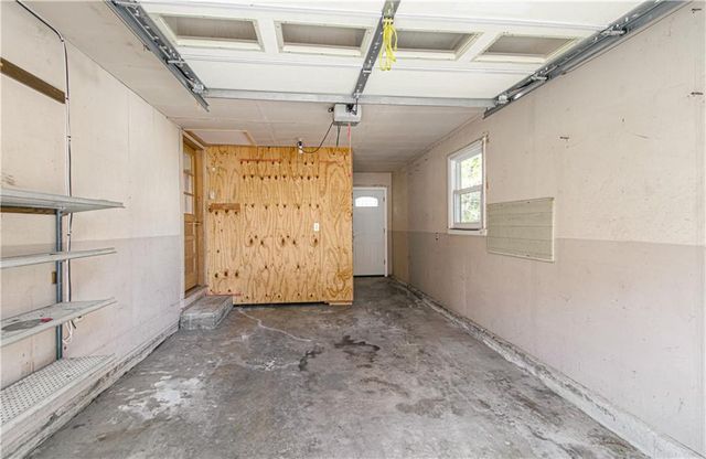 13808 Norby Road, Grandview, MO 64030