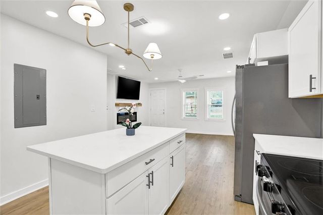 5304 Groovers Landing SE Road, Acworth, GA 30101