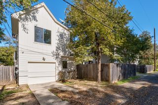 2209 Willow ST B, Austin, TX 78702