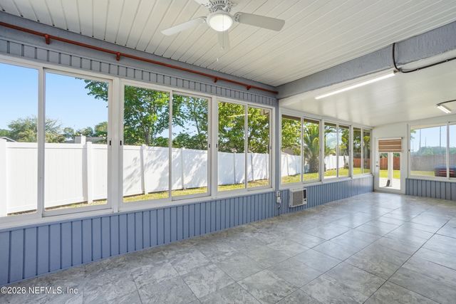 13181 TOM MORRIS Drive, Jacksonville, FL 32224