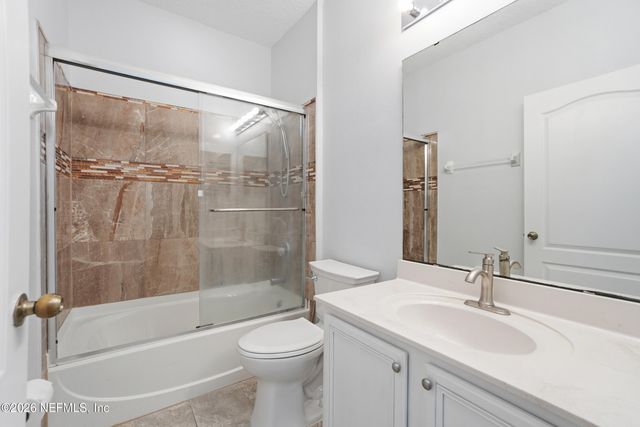 13181 TOM MORRIS Drive, Jacksonville, FL 32224