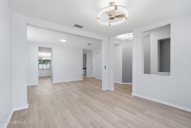 13181 TOM MORRIS Drive, Jacksonville, FL 32224