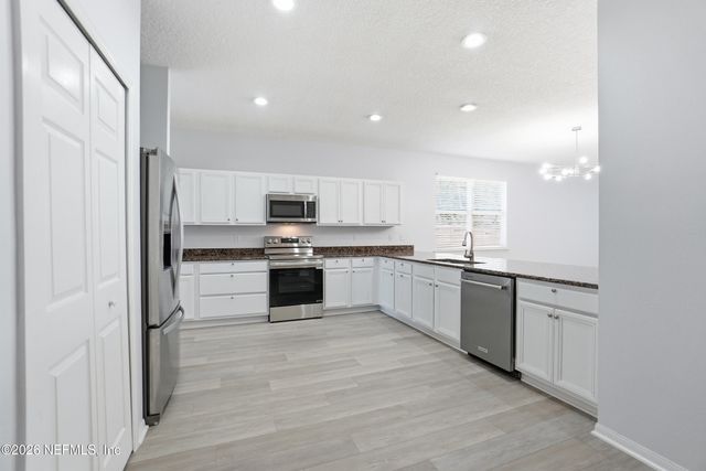 13181 TOM MORRIS Drive, Jacksonville, FL 32224