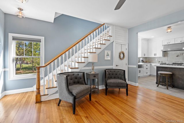 42 Colonial Avenue, Warwick, NY 10990