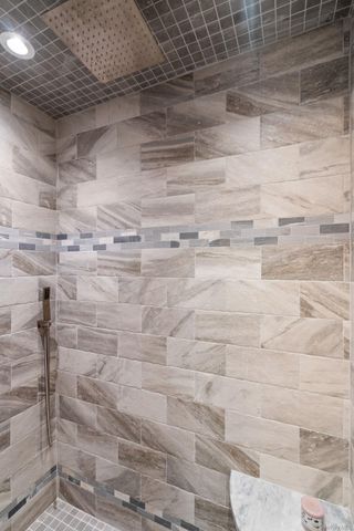 42 Colonial Avenue, Warwick, NY 10990