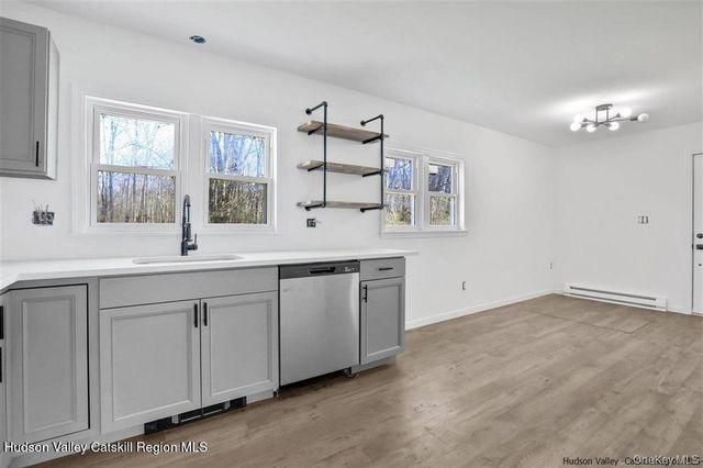 15 Sand Hill Road, Gardiner, NY 12525